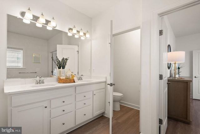 4901 LONGMIRE WAY, Chantilly, VA 20151