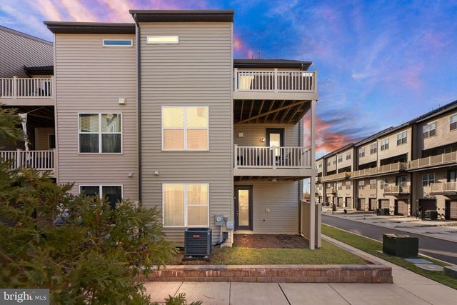 4901 LONGMIRE WAY, Chantilly, VA 20151