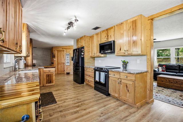 3019 SE 90TH AVENUE, Newberry, FL 32669
