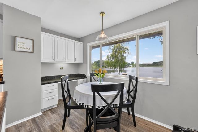 4341 Cornith Drive, Orion Charter Township, MI 48359