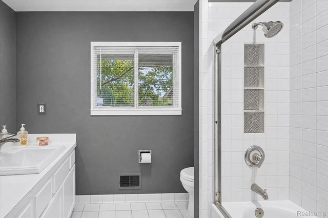 4341 Cornith Drive, Orion Charter Township, MI 48359