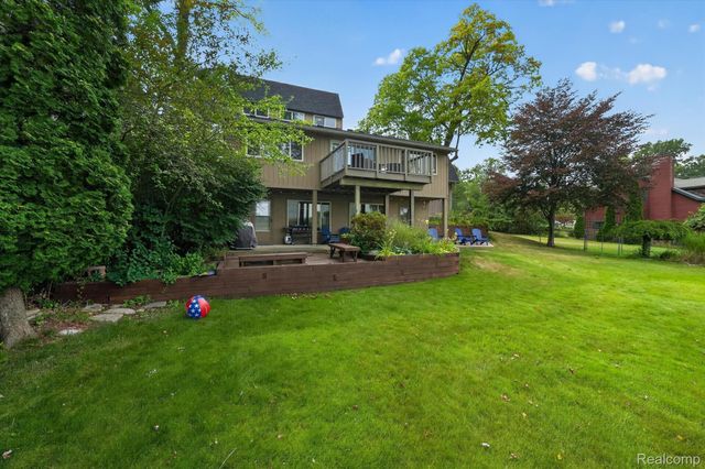 4341 Cornith Drive, Orion Charter Township, MI 48359