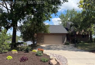4341 Cornith Drive, Orion Charter Township, MI 48359