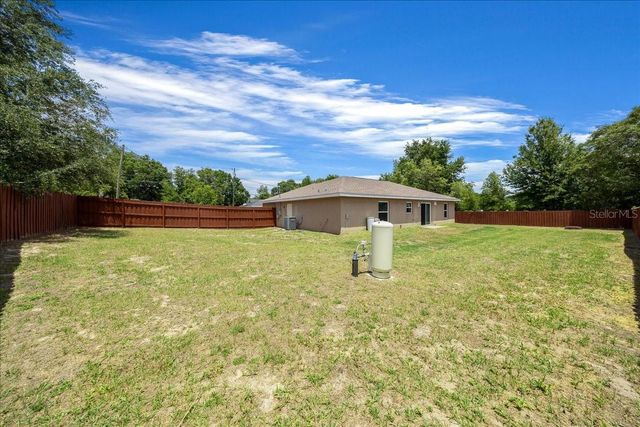 176 JUNIPER LOOP CIRCLE, Ocala, FL 34480