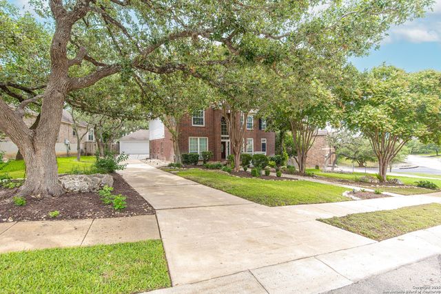 21503 Promontory Cir, San Antonio, TX 78258
