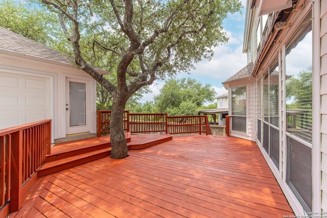 21503 Promontory Cir, San Antonio, TX 78258