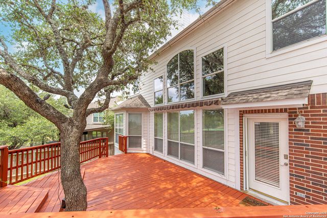 21503 Promontory Cir, San Antonio, TX 78258