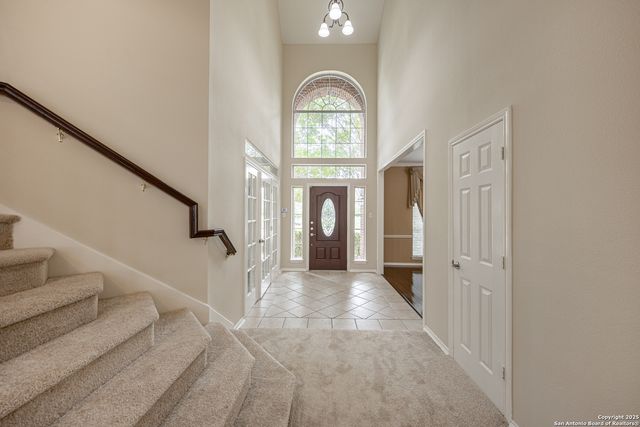 21503 Promontory Cir, San Antonio, TX 78258