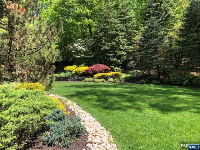 72 Stony Brook Road, Montville Township, NJ 07045