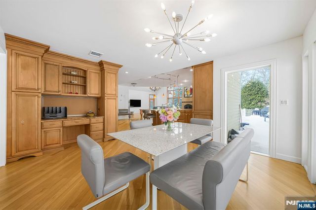 72 Stony Brook Road, Montville Township, NJ 07045