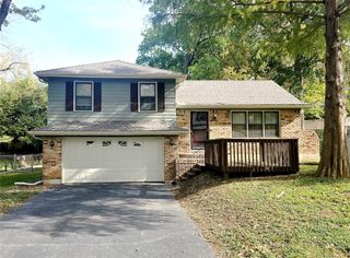 5007 Outlook Street, Mission, KS 66202