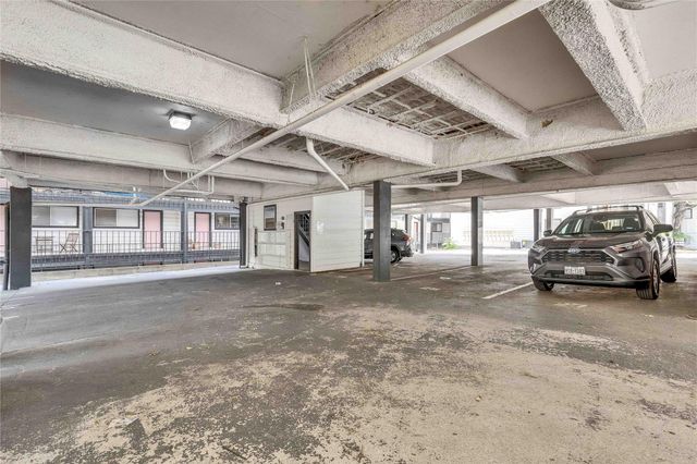 2803 Hemphill PARK B106, Austin, TX 78705