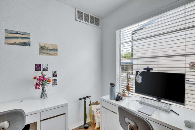 2803 Hemphill PARK B106, Austin, TX 78705
