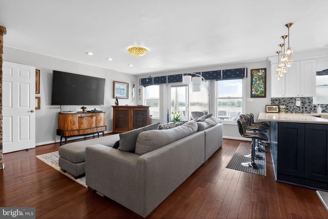 8224 NORTHVIEW RD, Baltimore, MD 21222
