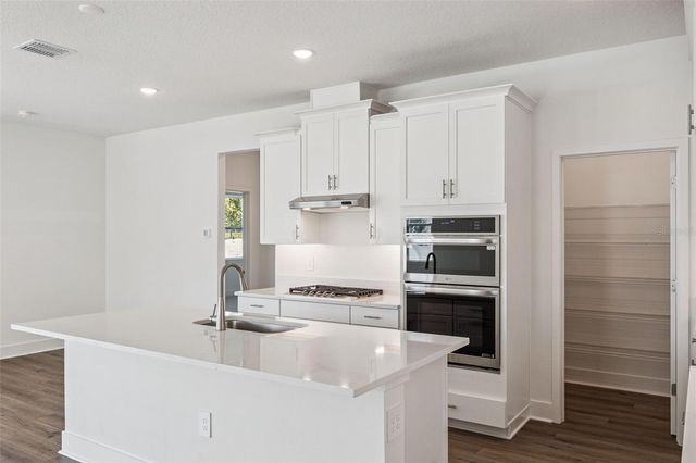 647 EMERALD GROVE DRIVE, Apopka, FL 32703