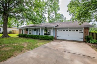 707 Turtle Creek Drive, Rogers, AR 72756