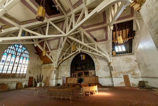 710 Mulberry St, Wilkinsburg, PA 15221