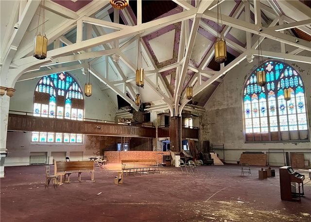 710 Mulberry St, Wilkinsburg, PA 15221