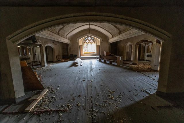 710 Mulberry St, Wilkinsburg, PA 15221