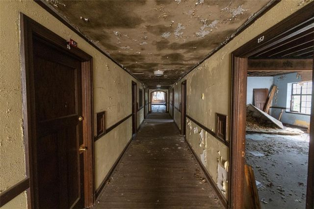 710 Mulberry St, Wilkinsburg, PA 15221