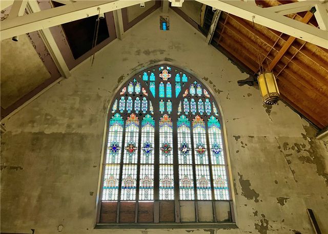 710 Mulberry St, Wilkinsburg, PA 15221