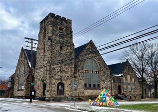 710 Mulberry St, Wilkinsburg, PA 15221