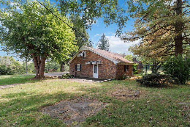 2060 U.S. 150, Stanford, KY 40484