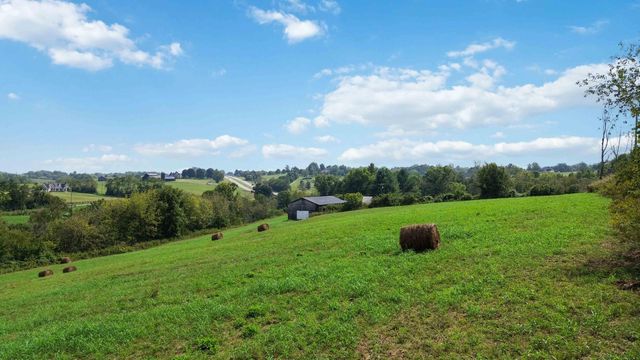 2060 U.S. 150, Stanford, KY 40484