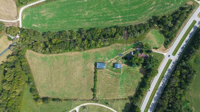 2060 U.S. 150, Stanford, KY 40484