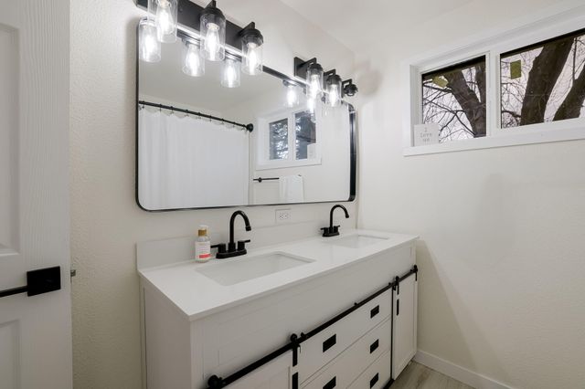 970 NE Ochoco Avenue, Prineville, OR 97754