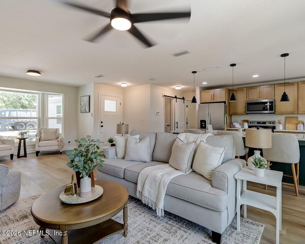 1277 LAKE ASBURY Drive, Green Cove Springs, FL 32043