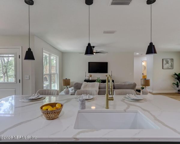 1277 LAKE ASBURY Drive, Green Cove Springs, FL 32043