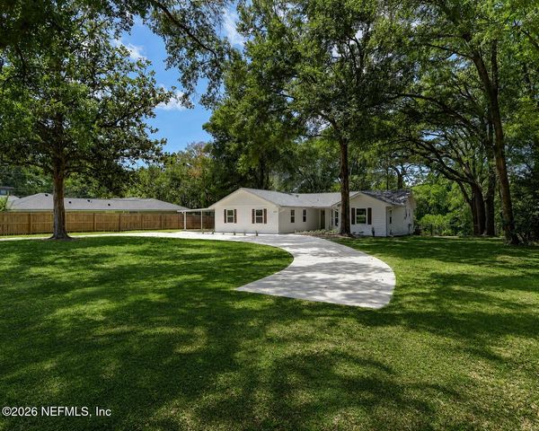 1277 LAKE ASBURY Drive, Green Cove Springs, FL 32043