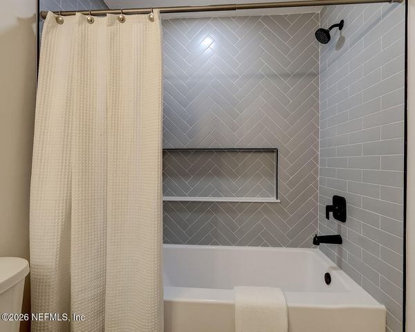 1277 LAKE ASBURY Drive, Green Cove Springs, FL 32043