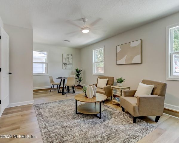 1277 LAKE ASBURY Drive, Green Cove Springs, FL 32043