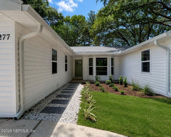 1277 LAKE ASBURY Drive, Green Cove Springs, FL 32043