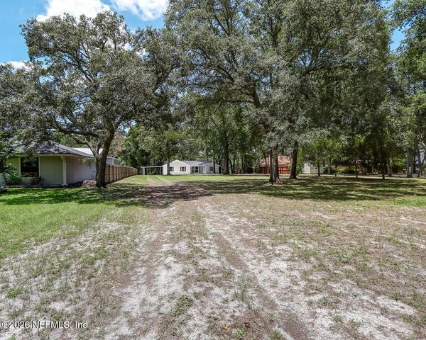 1277 LAKE ASBURY Drive, Green Cove Springs, FL 32043