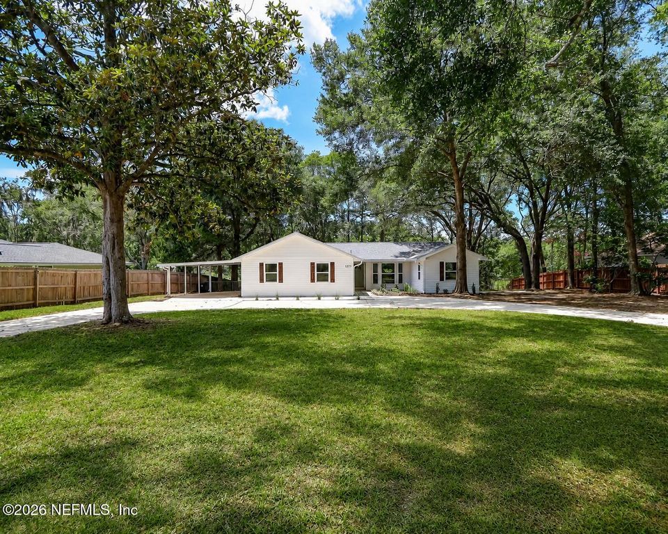 1277 LAKE ASBURY Drive, Green Cove Springs, FL 32043