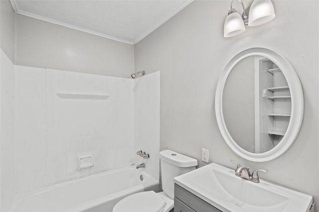 1916 N Logan Street, Texas City, TX 77590