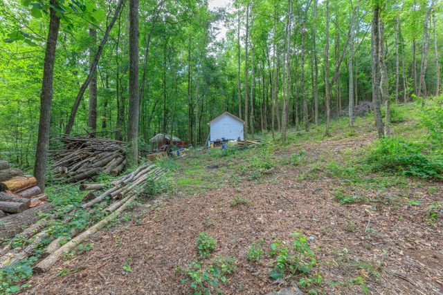 200 Wallaceville Cemetery Road, Chickamauga, GA 30707