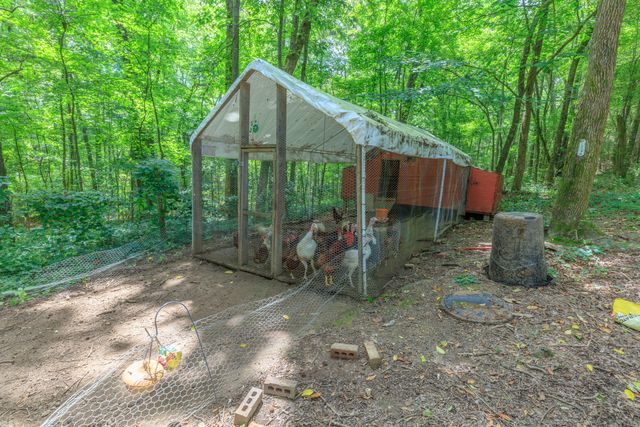 200 Wallaceville Cemetery Road, Chickamauga, GA 30707
