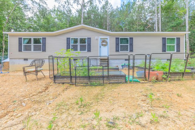 200 Wallaceville Cemetery Road, Chickamauga, GA 30707