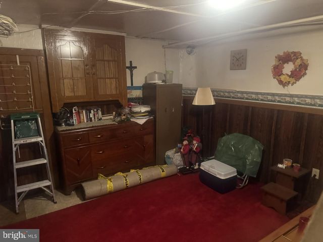 1233 W WALNUT ST, Ashland, PA 17921