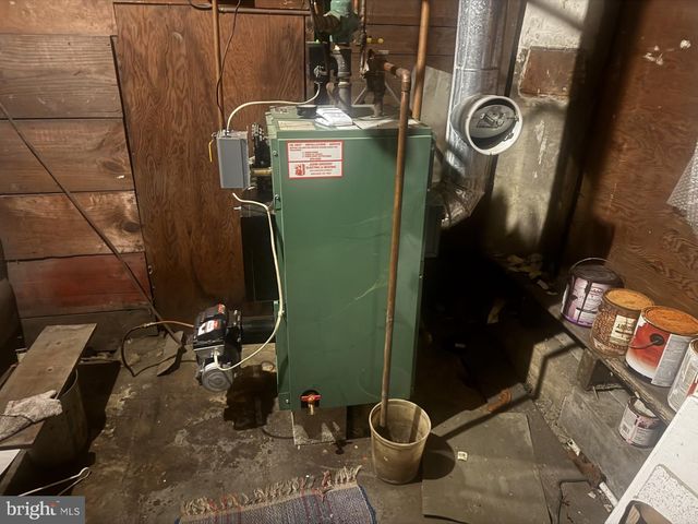 1233 W WALNUT ST, Ashland, PA 17921