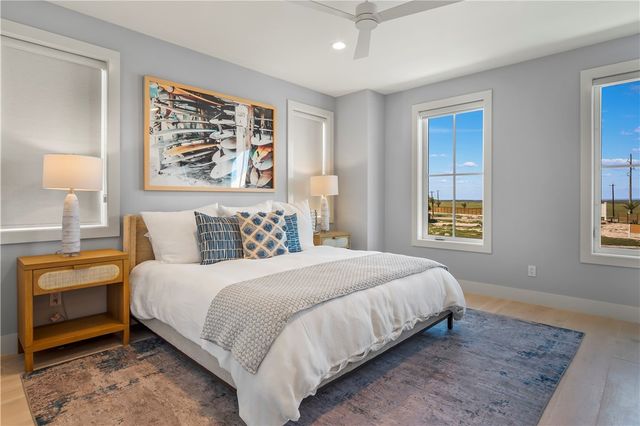104 Neighborly, Port Aransas, TX 78373