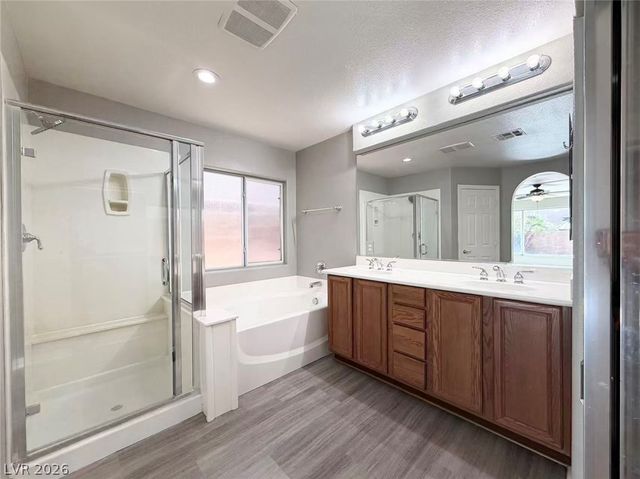 8881 Skyline Peak Court, Las Vegas, NV 89148