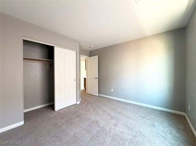 8881 Skyline Peak Court, Las Vegas, NV 89148