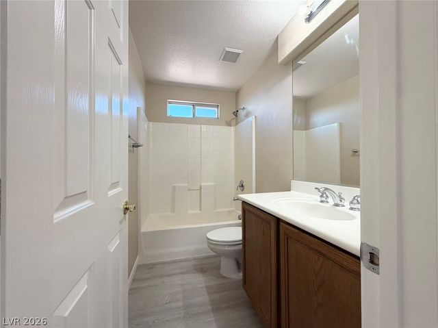 8881 Skyline Peak Court, Las Vegas, NV 89148