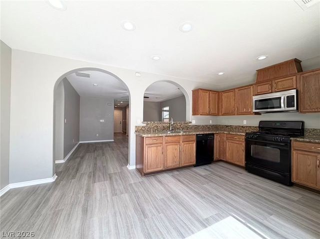 8881 Skyline Peak Court, Las Vegas, NV 89148