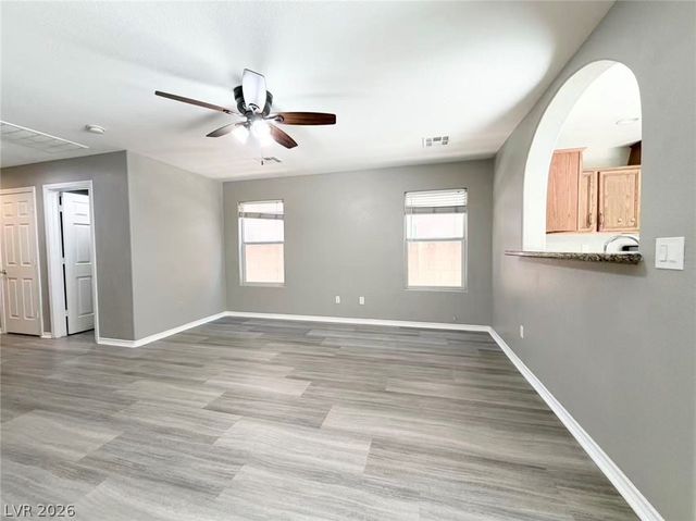 8881 Skyline Peak Court, Las Vegas, NV 89148